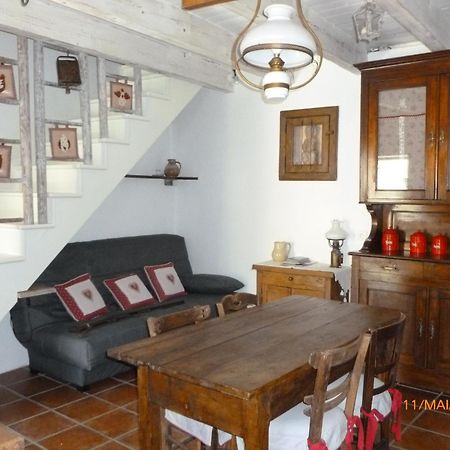 Maison De Village Saint-Paul-des-Fonts Экстерьер фото