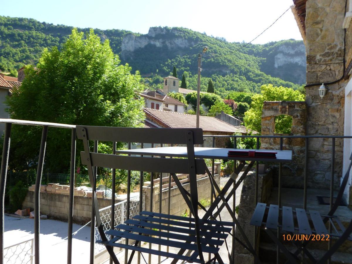 Maison De Village Saint-Paul-des-Fonts Экстерьер фото