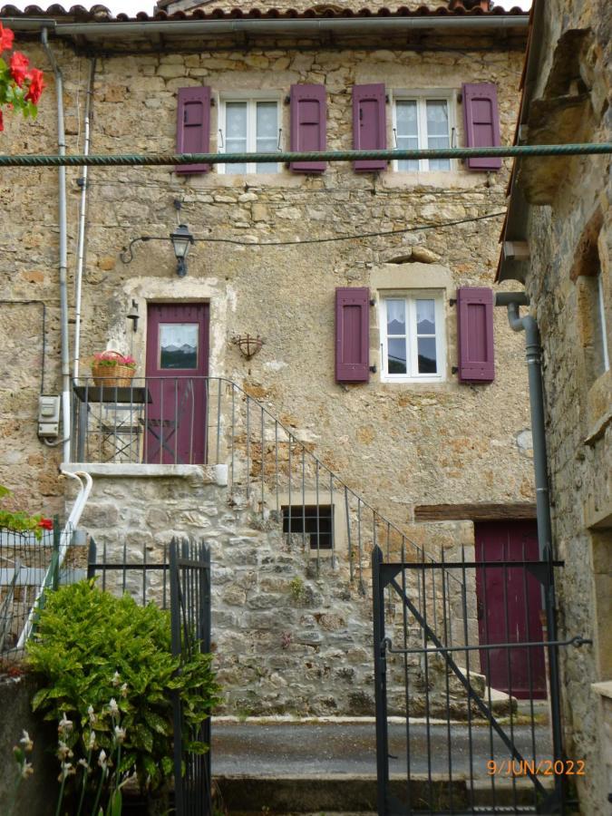 Maison De Village Saint-Paul-des-Fonts Экстерьер фото