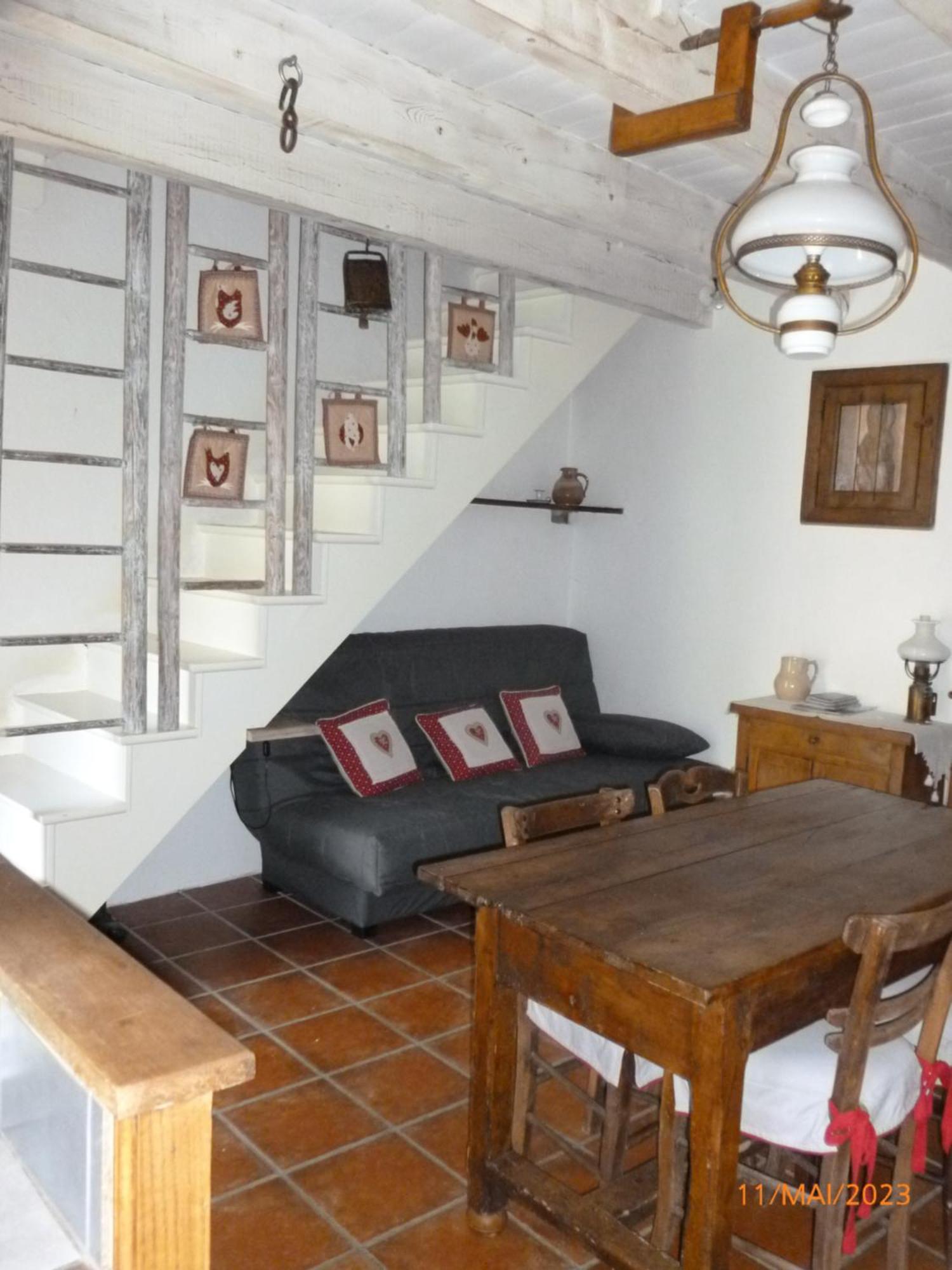 Maison De Village Saint-Paul-des-Fonts Экстерьер фото